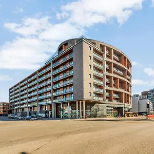 https://cozycomfy-luxury-apartment.brighton-hotels-england.com